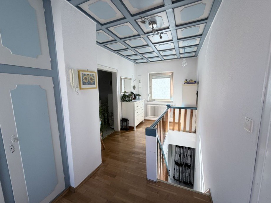 OG: Flurbereich mit Einbauschr�nken Haus Bellheim