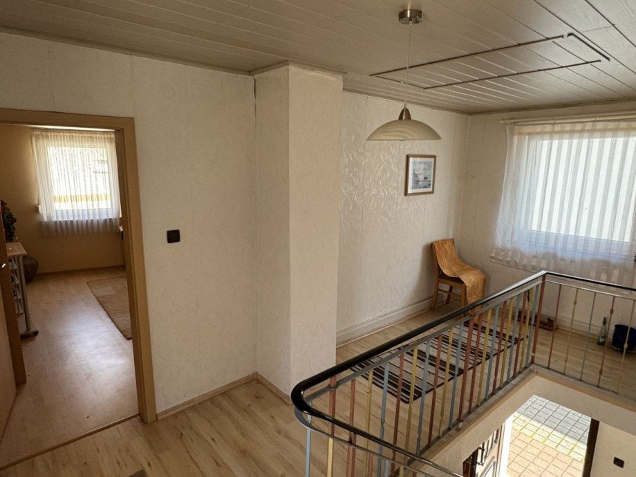 Treppenaufgang OG Einfamilienhaus R�lzheim
