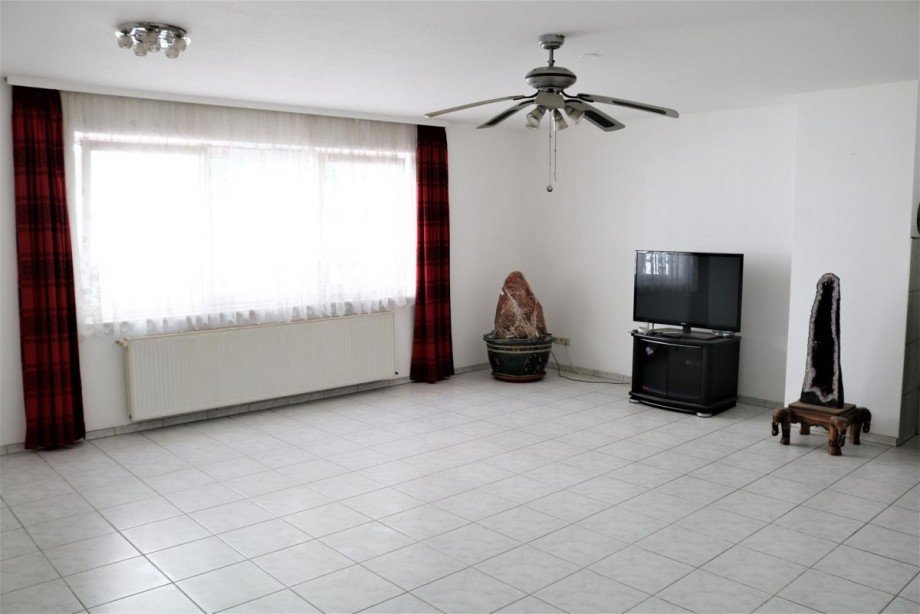 Wohnzimmer EG Zweifamilienhaus W�rth