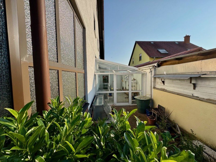 �berdachter Hofbereich Doppelhaush�lfte Bellheim