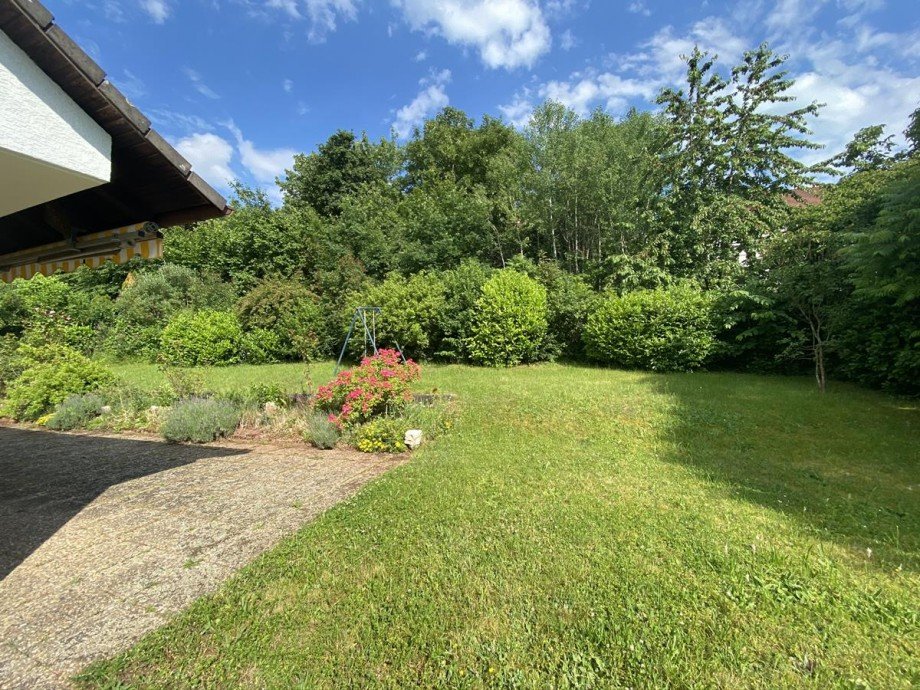 Garten / Terrasse Einfamilienhaus Annweiler