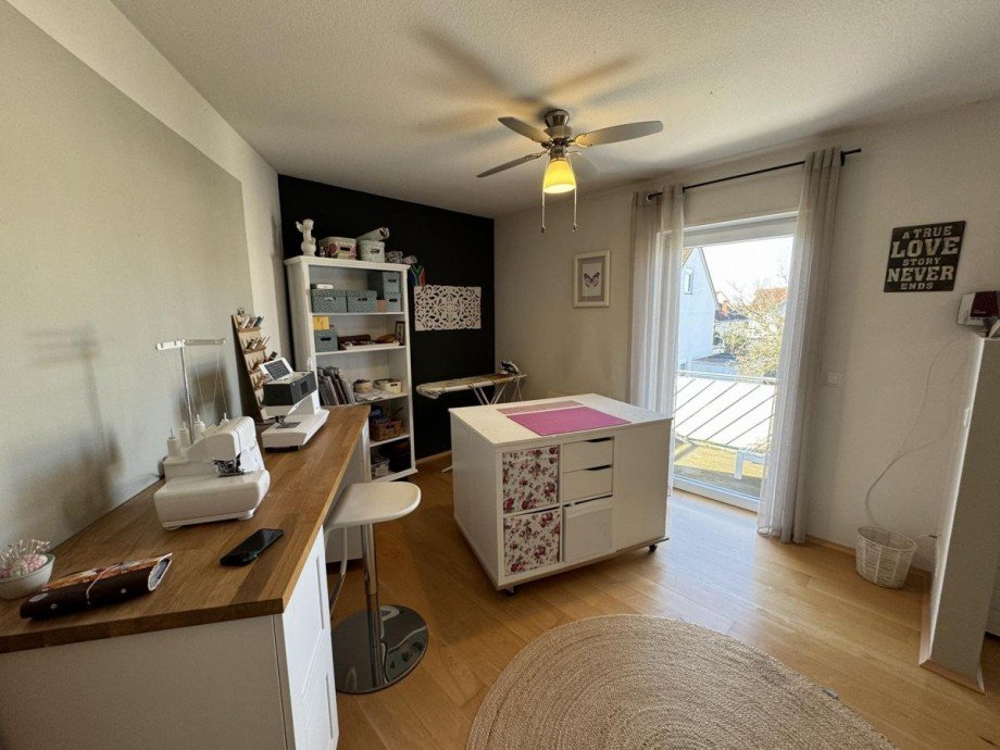 Zimmer 2 OG Reihenendhaus Bellheim