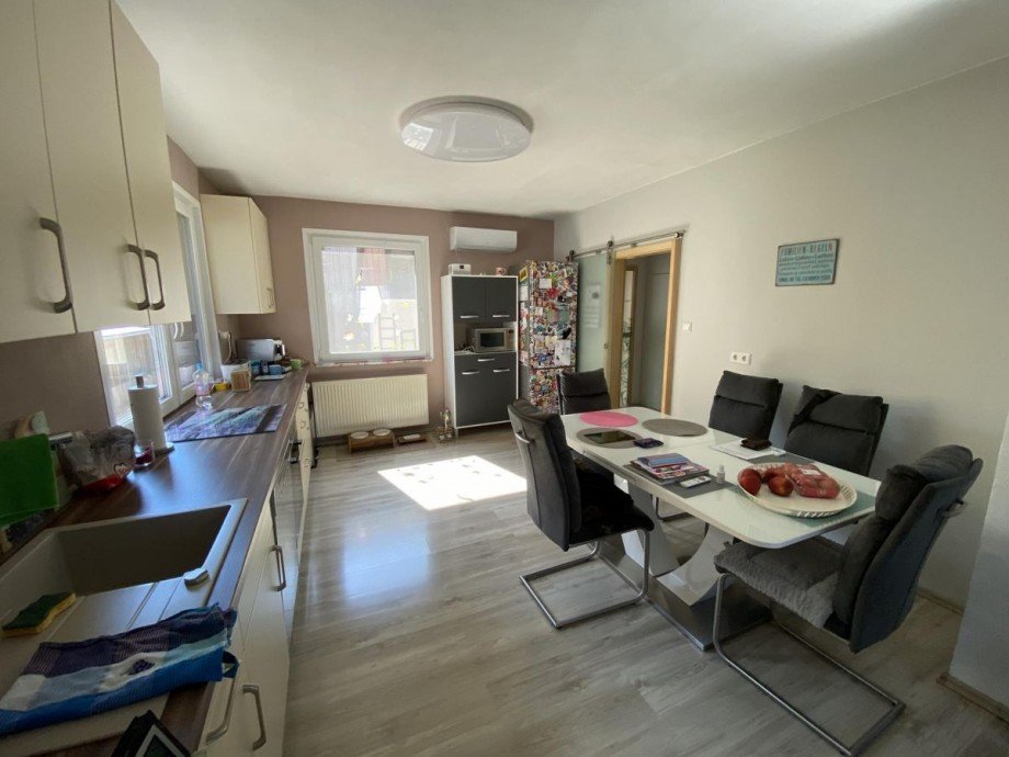 K�che / Essen / Wohnen Einfamilienhaus Hatzenb�hl