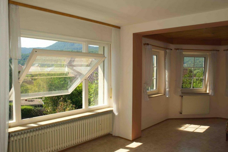 Esszimmer mit Erker Einfamilienhaus Annweiler am Trifels