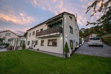 1a Wiernsheim: kernsaniertes Einfamilienhaus mit Einliegerwohnung in Bestlage