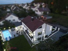 17 Wiernsheim: kernsaniertes Einfamilienhaus mit Einliegerwohnung in Bestlage