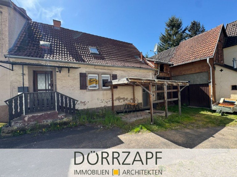 Au�enansicht Annweiler am Trifels Einfamilienhaus Handwerkerhaus mit weiterem Ausbaupotential, Scheune und Garten