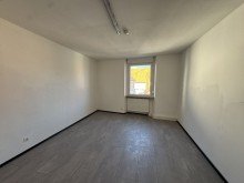 16 Vielseitiges Wohngeb�ude im Herzen von Westheim � modernisiert und bereit f�r neue Ideen
