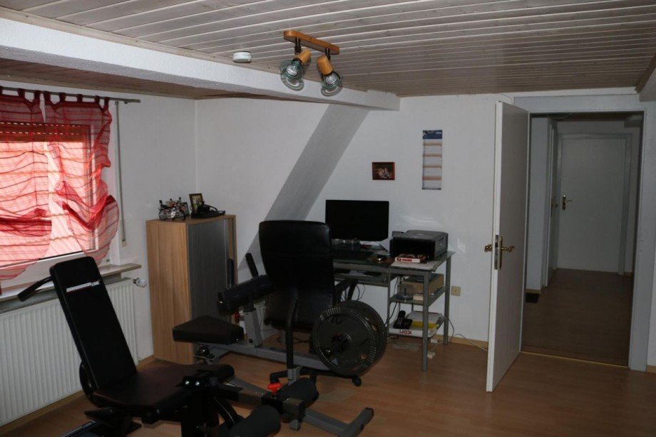 OG Zimmer Einfamilienhaus R�lzheim