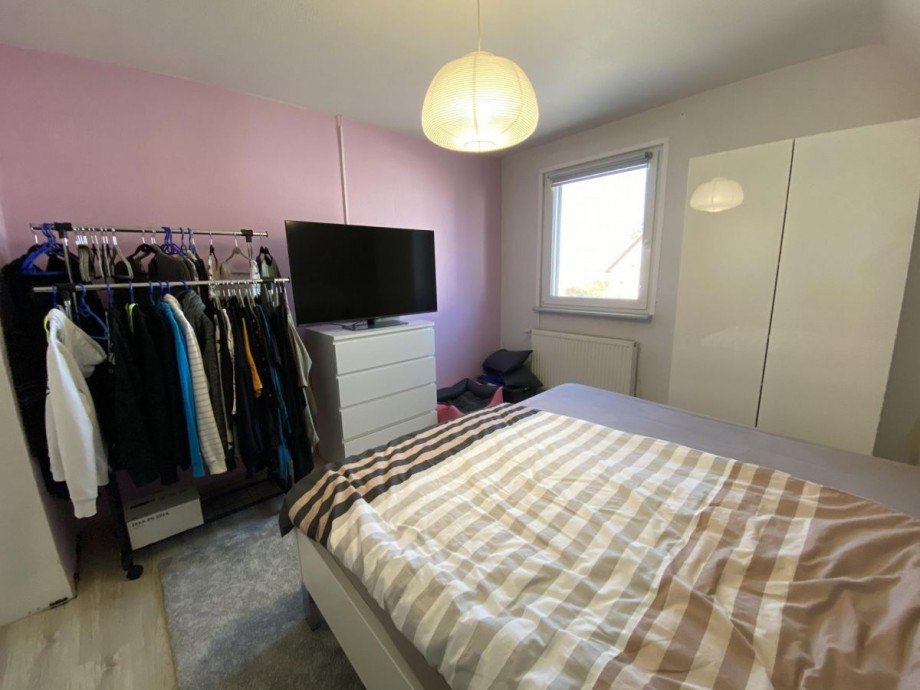 Zimmer 2 Einfamilienhaus Hatzenb�hl