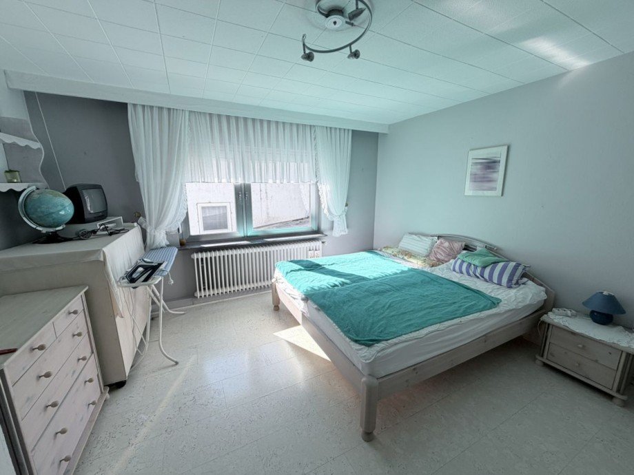 OG: Schlafenzimmer Haus Bellheim