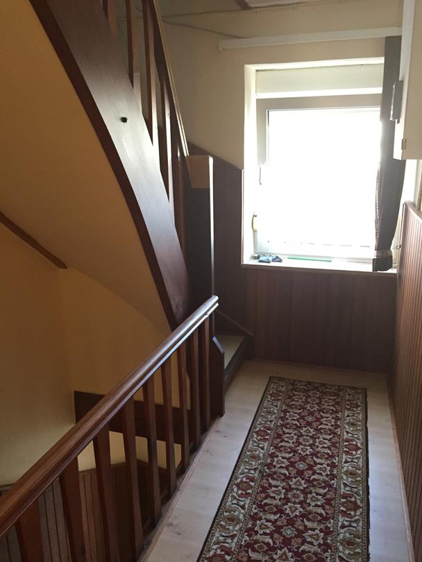 Flur/Treppe Mehrfamilienhaus Wilgartswiesen