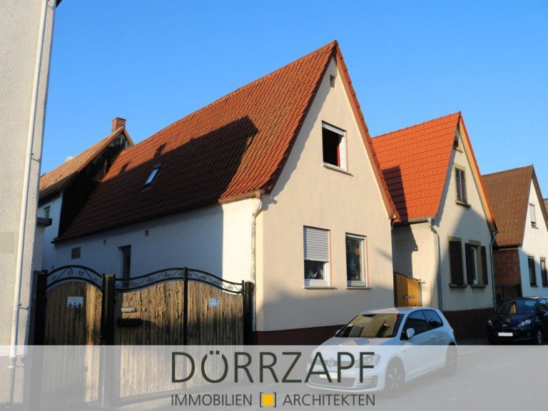 Stra�enansicht 1 R�lzheim Einfamilienhaus R�lzheim: Ein- bis Zweifamilienhaus