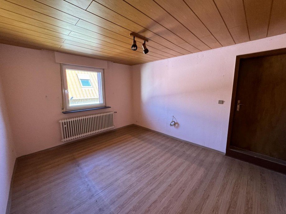 Zimmer OG Einfamilienhaus Philippsburg-Rheinsheim