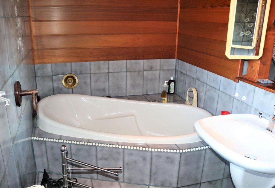 Badezimmer EG Zweifamilienhaus Weingarten