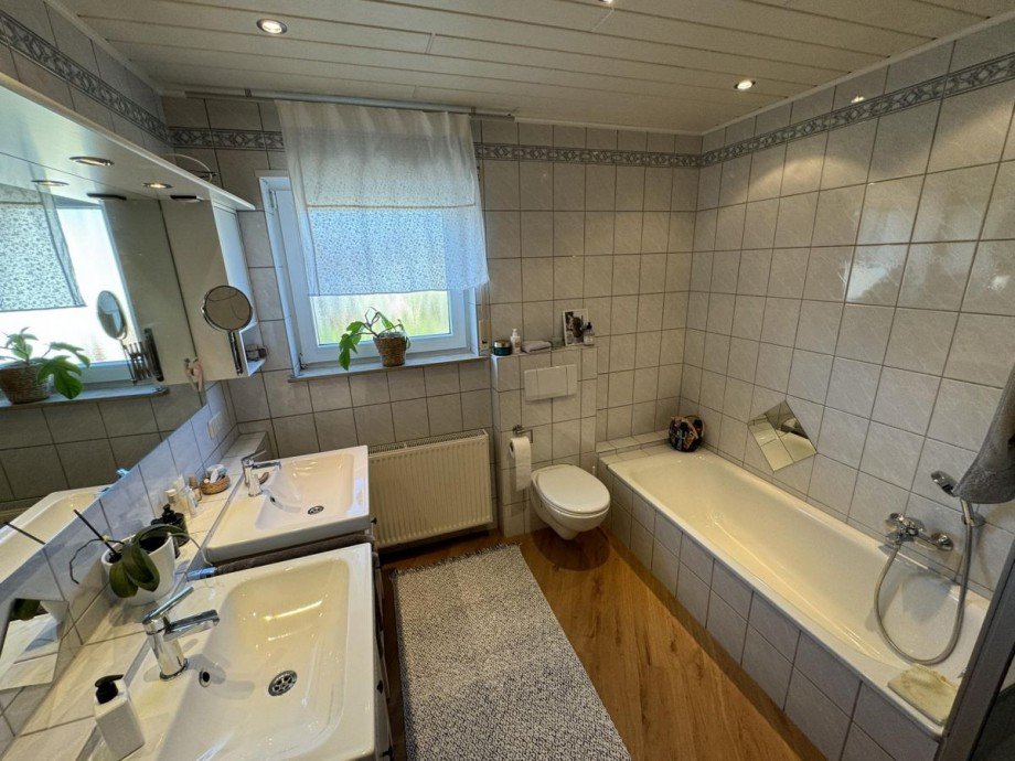 Badezimmer OG Reihenendhaus Bellheim