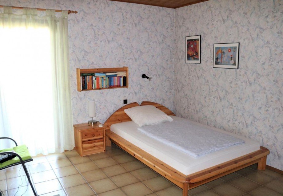 G�ste Kinderzimmer EG Zweifamilienhaus Weingarten