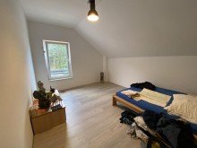 Kind 1 Leinsweiler: Neuwertiges Einfamilienhaus in Toplage