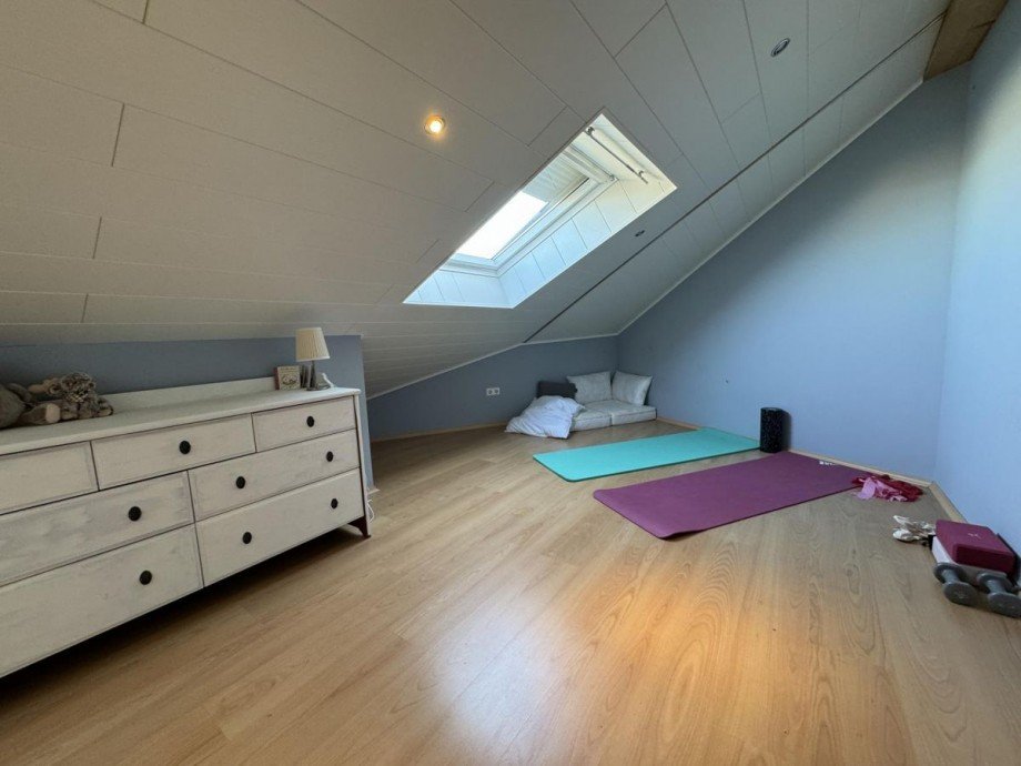 Zimmer 2 DG Reihenendhaus Bellheim