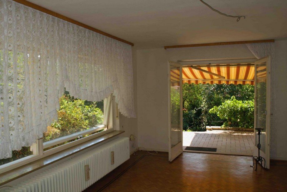 Wohnzimmer, Zugang Terrasse Einfamilienhaus Annweiler am Trifels