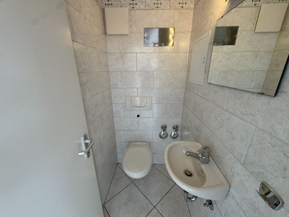 G�ste WC Dachgeschosswohnung Bellheim