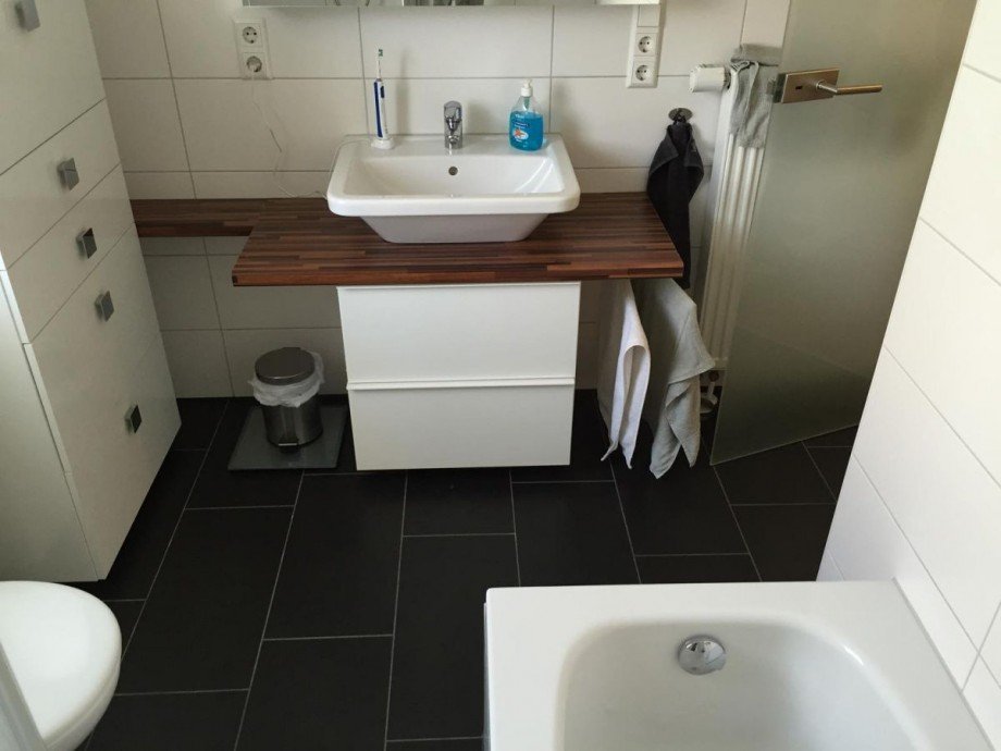 Badezimmer Erdgeschosswohnung R�lzheim