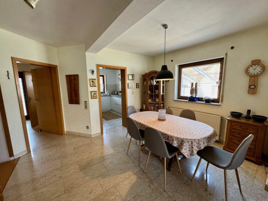 Esszimmer Doppelhaush�lfte Bellheim