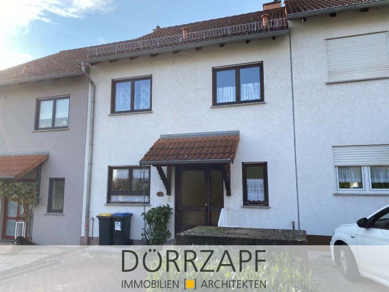 1. Vorderansicht Landau Reihenmittelhaus LD-Godramstein: gepflegtes Reihenmittelhaus in sch�ner Lage