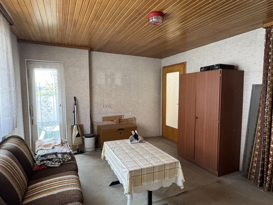 Zimmer 8 Einfamilienhaus R�lzheim