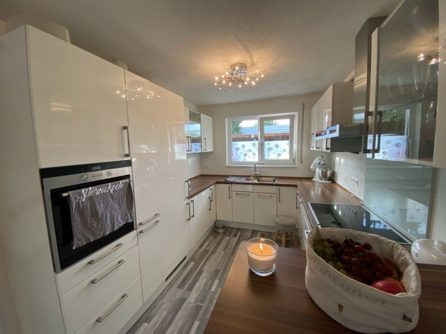 4 K�che Reihenmittelhaus Weingarten