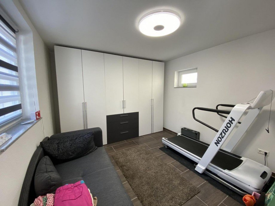 B�ro / G�ste Einfamilienhaus Hatzenb�hl