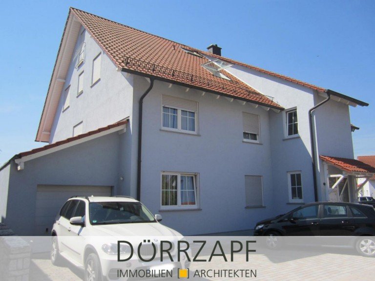Titel Kuhardt Erdgeschosswohnung Sch�ne EG-Whg. mit Balkon, Garten, Stellplatz, 2 Garage