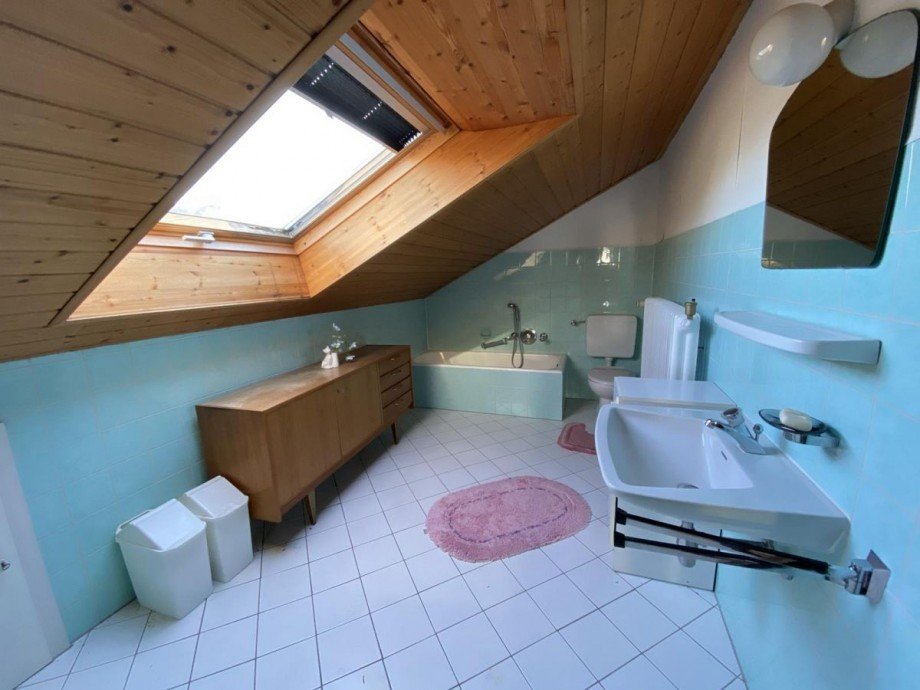 Badezimmer DG Haus Weingarten