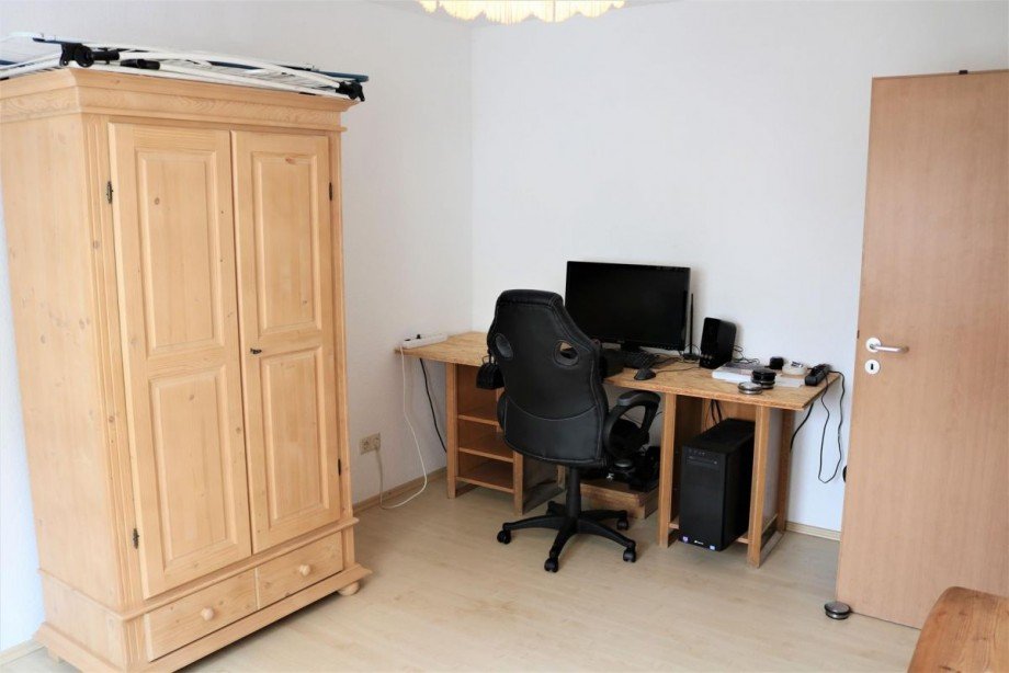 Schlafzimmer EG (2) Zweifamilienhaus W�rth