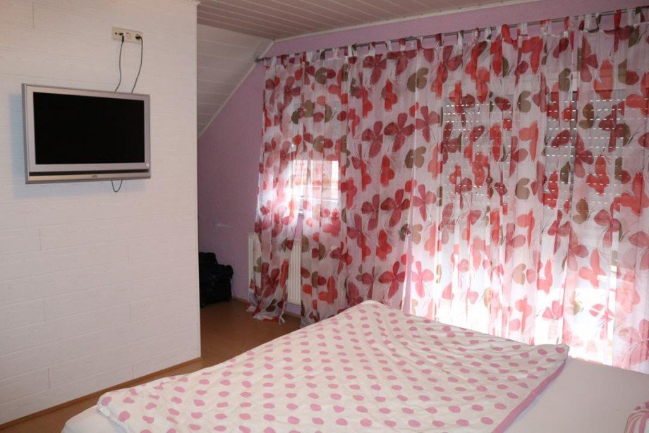 Schlafzimmer 1 OG Doppelhaush�lfte Bellheim