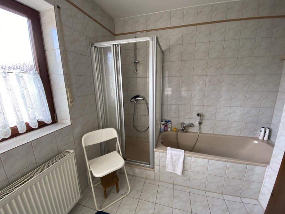 9. Bad OG 1 (Copy) Reihenmittelhaus Landau