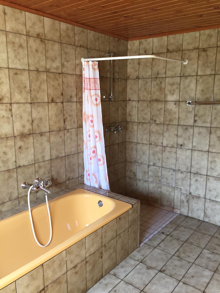 Bad,Dusche Einfamilienhaus H�rdt