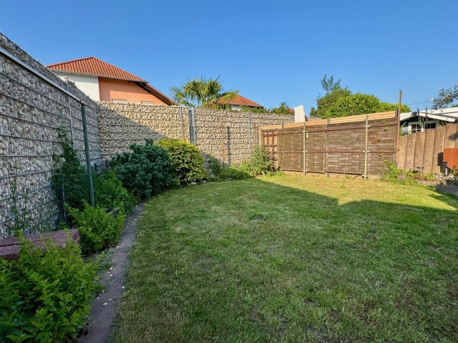 Garten Doppelhaush�lfte Bellheim